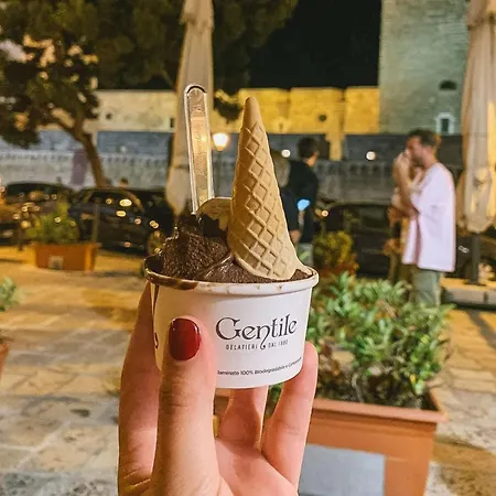 Arco Trinità Couette-café