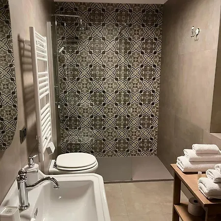 Arco Trinita 3* Bari