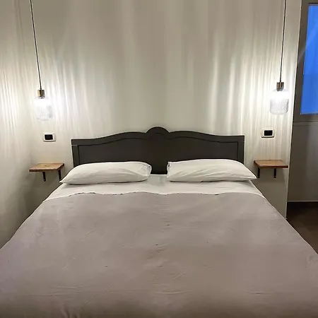 Arco Trinita 3* Bari