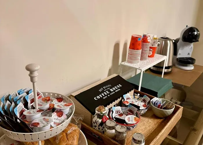 Arco Trinità 3* Bari